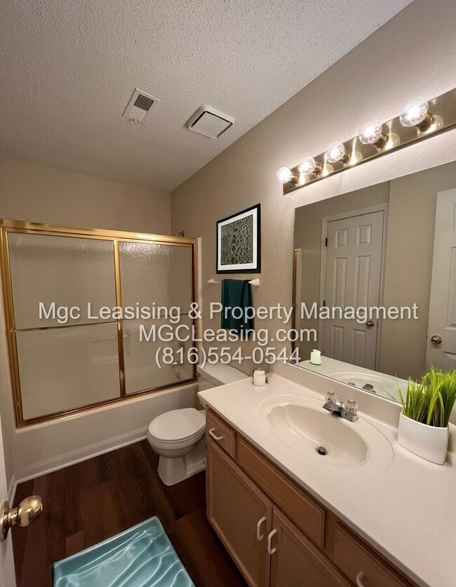 Photo - Charming Updated Living Near Historic Downtown Lee’s Summit!