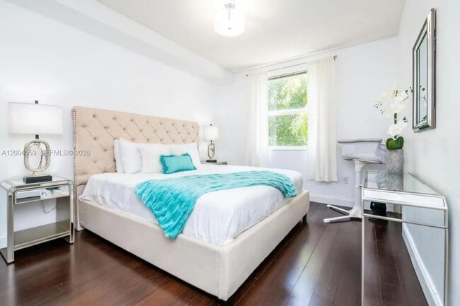 Photo - 17145 N Bay Rd Unit 4311