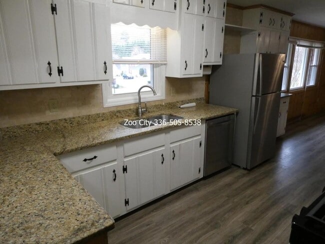 Photo - 723 Spencer Ave