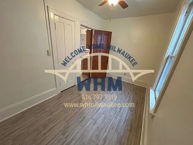 Photo - 2934 N Bremen St