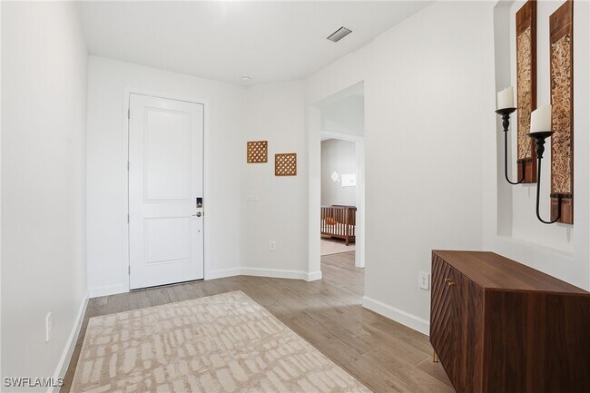 Photo - 19306 Hinkley Dr