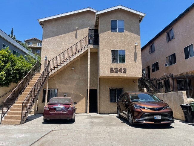 Photo - 5243 Huntington Dr N
