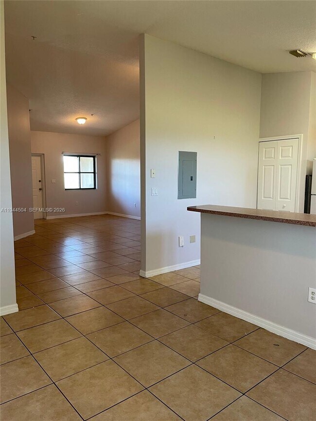 Photo - 22621 SW 88th Pl Unit 304-8