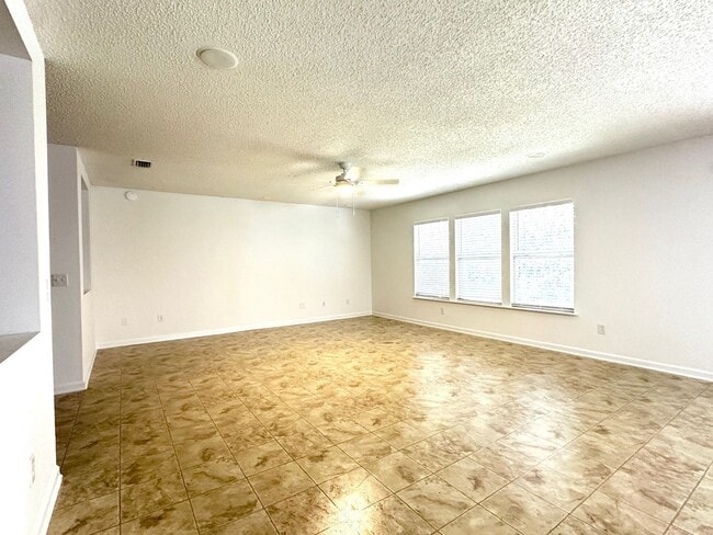 Photo - Close to Shopping, Restaurants, Schools & ...