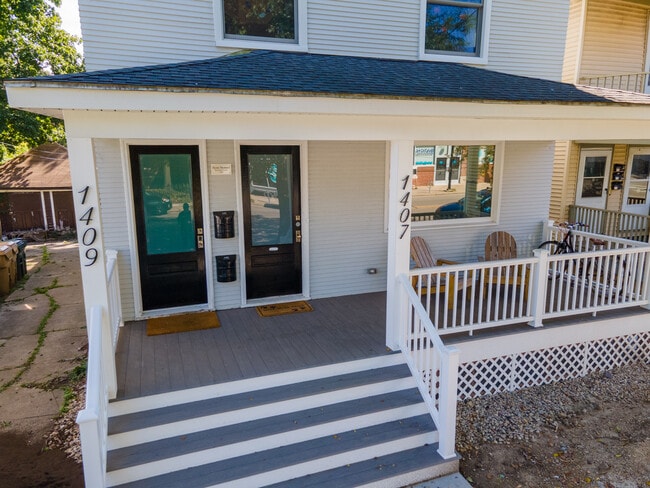 Building Photo - 1407 Williamson St Unit 1409