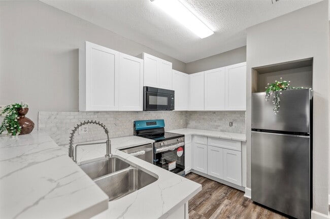 Photo - 2626 Holly Hall St Unit 101