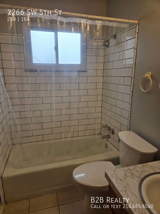 Photo - 2266 5th St SW