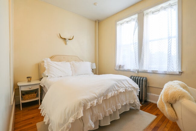 Photo - 324 St Paul St Unidad 4