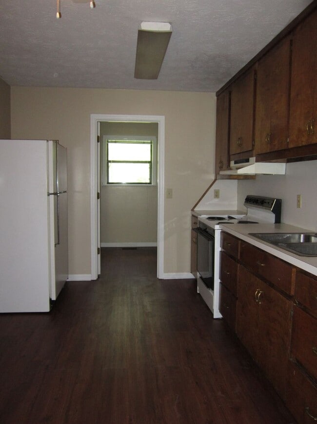 Photo - Hampton 1367-1369 Unit 1367