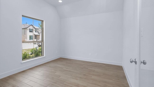 Photo - 1151 Beals Crk St