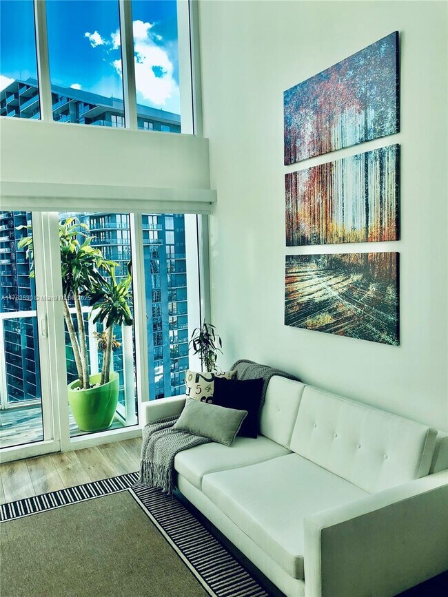 Photo - 41 SE 5th St Unit 2212