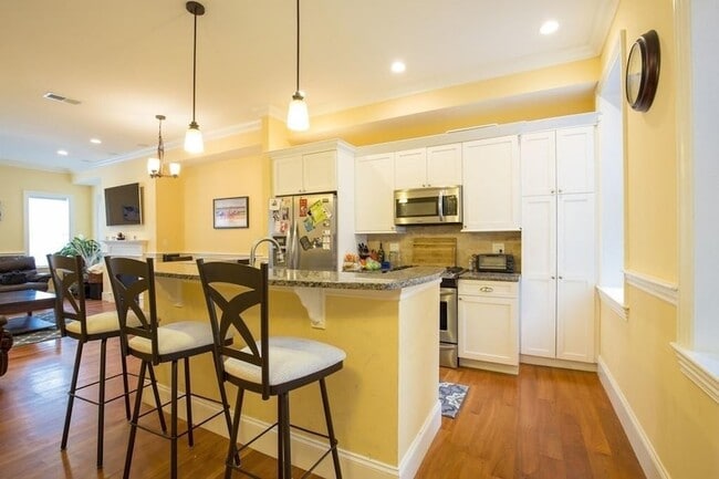 Photo - 8 Gates St Unit 1