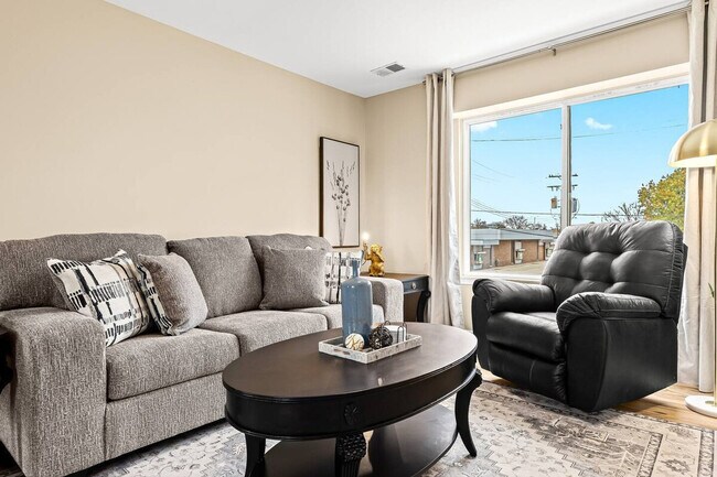 Photo - 18340 Mesle St Unit ID1032351P