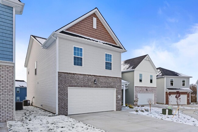 Photo - 105 Lambert Fld