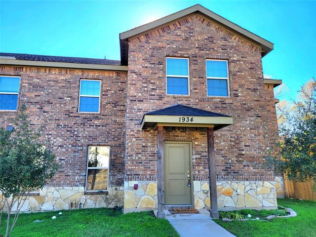 Photo - 1934 Timber Oaks Dr Townhome