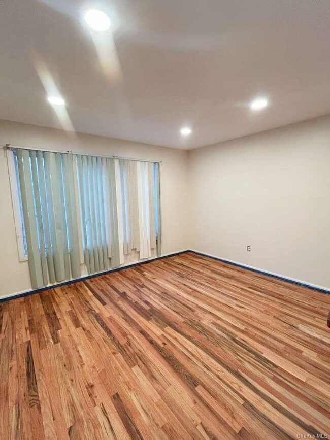 Photo - 20 Courtney Pl Unit #1