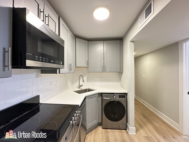 Photo - 1212 N La Salle Dr