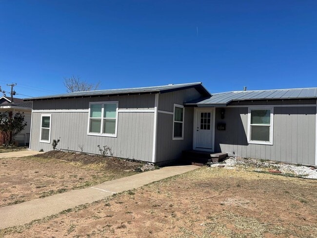 Photo - 1209 Patton Dr House