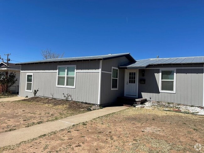 Building Photo - 1209 Patton Dr Rental