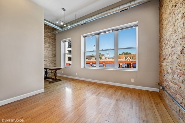 Photo - 1807 W North Ave Unit 2F