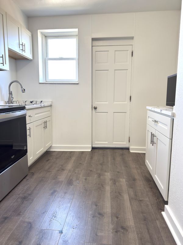 Photo - 2811 Brownsville Rd