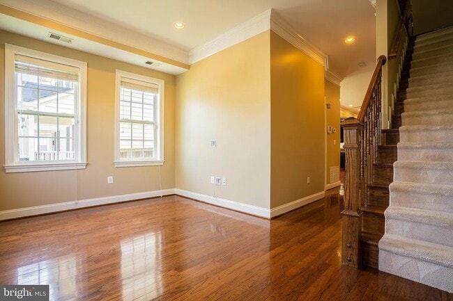 Photo - 19 E Reed Ave