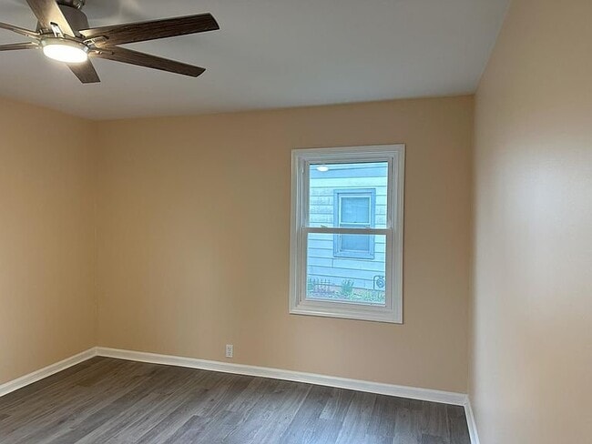 Photo - 508 Kenyon Ave
