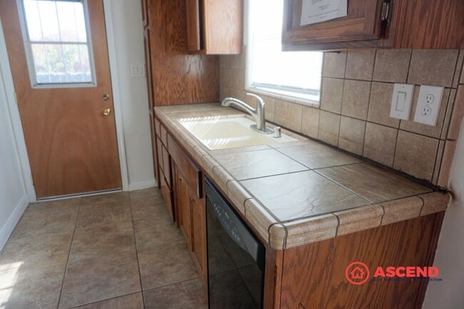 Photo - Home in Northeast Bakersfield