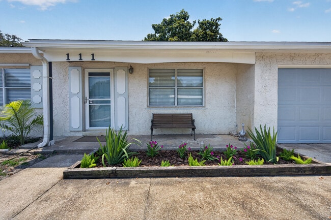 Photo - 111 N Lorraine Dr