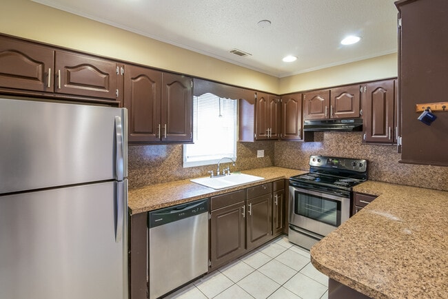 Photo - 306 Gippy Dr