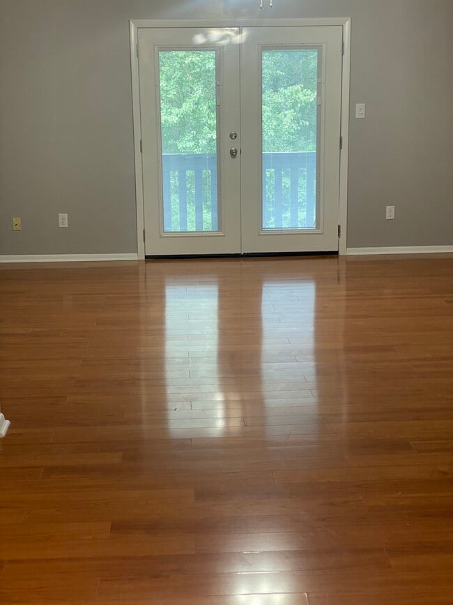 Living Room - 1002 Woodland Vlg Condo Unit 1002
