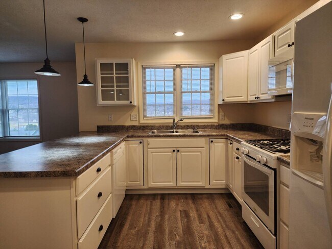 Photo - 277 Red Tail Rdg