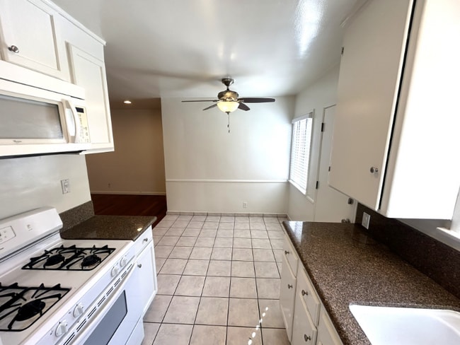 Photo - 4021 S Centinela Ave Unit 4021