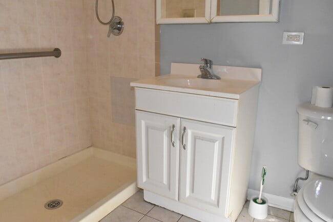 Photo - 4614 N Kedzie Ave Unidad 202