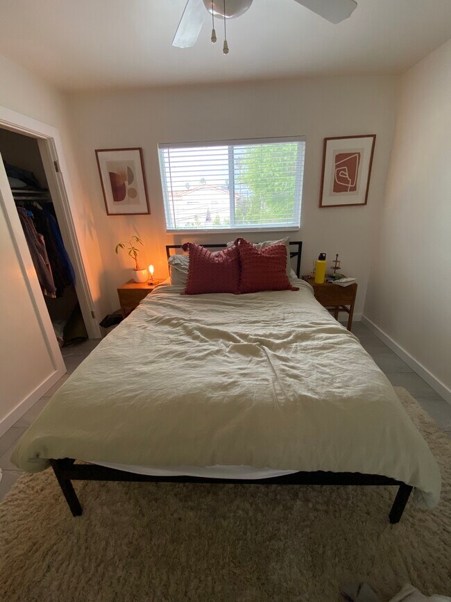 Photo - 4160 Lincoln Ave Unidad B