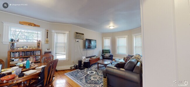 Building Photo - 8 Chapman Pl Unit 2 Rental