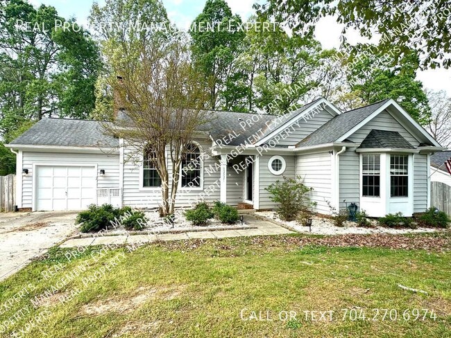 Exceptional 3BR/2BA Home in Pineville! - Exceptional 3BR/2BA Home in Pineville!