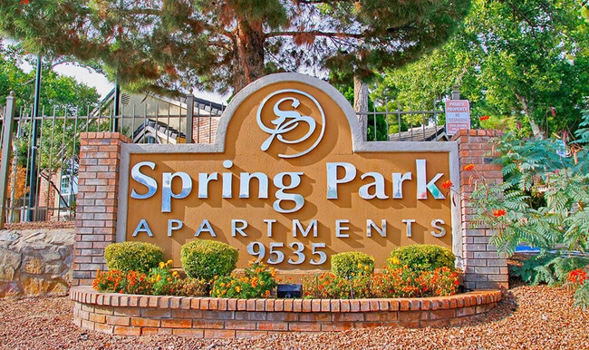 SPRING PARK - SPRING PARK Apartamentos