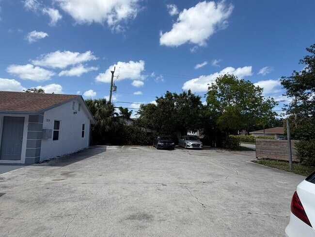 Photo - 1309 NW 2nd Ave Unit 3