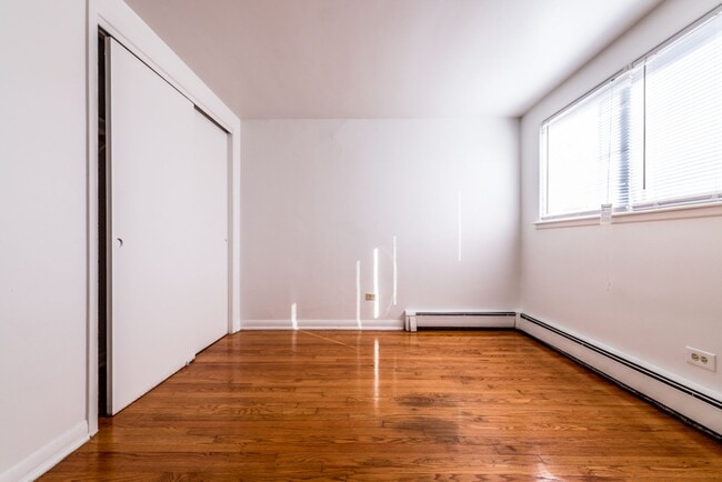 Photo - 14127 S School St Riverdale, IL 60827