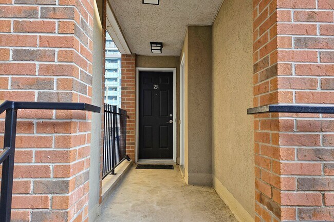 Photo - 108 Redpath Ave