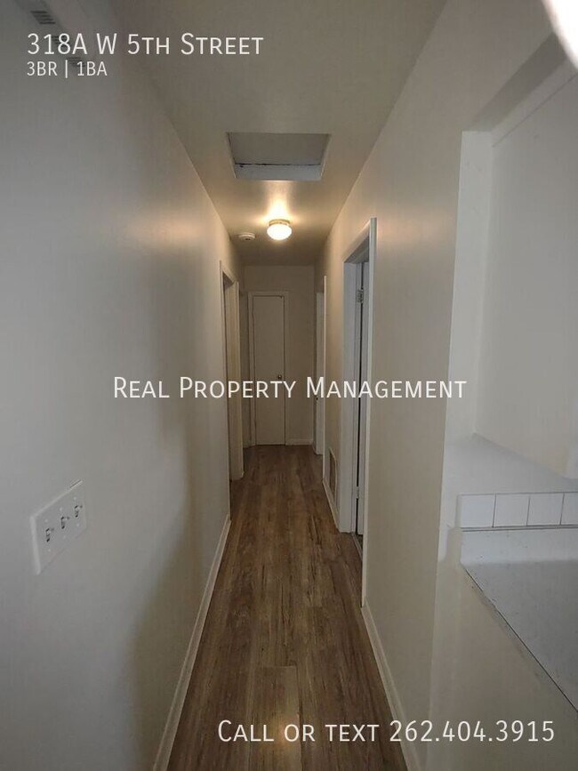 Photo - 318A W 5th St