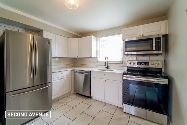 Photo - 128 Bellwood Dr