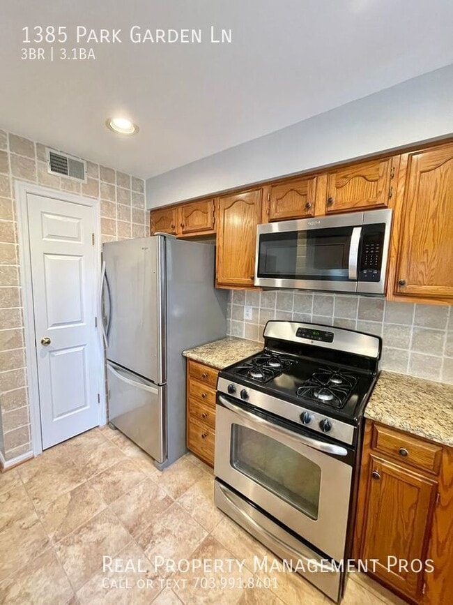 Photo - 1385 Park Garden Ln