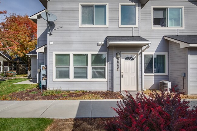 Photo - Beautiful condo in a great Boise location with a community pool and playground