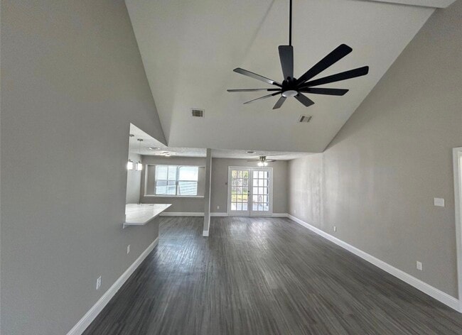 Photo - 1601 Washington Dr