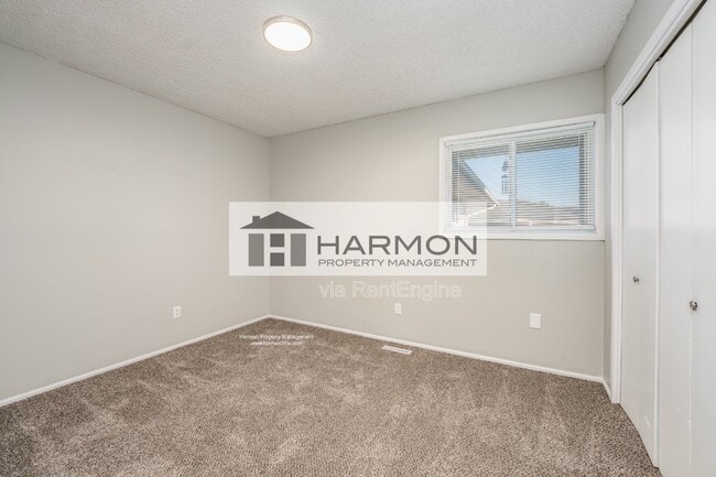 Photo - 3153 S Pinecrest Ave