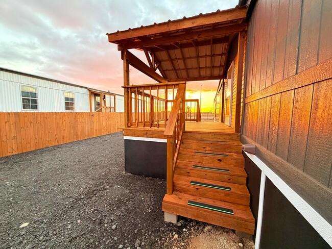 Photo - 1133 Rd 5823