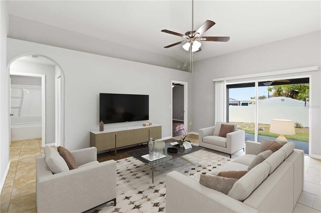 Photo - 6336 Florida Cir W