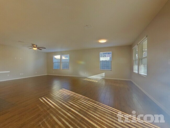 Photo - 11641 N 165th Ln